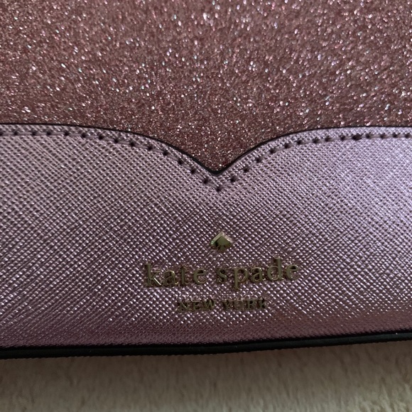 ❌SOLD❌LAST ONE!! 👀 NWT Kate Spade Glitter Purse - Picture 3 of 8